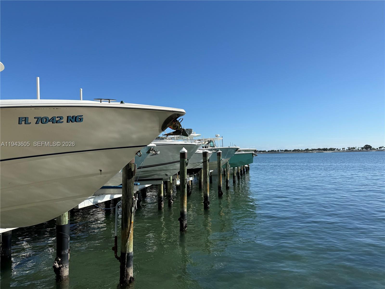 1925 Brickell Ave # 1403