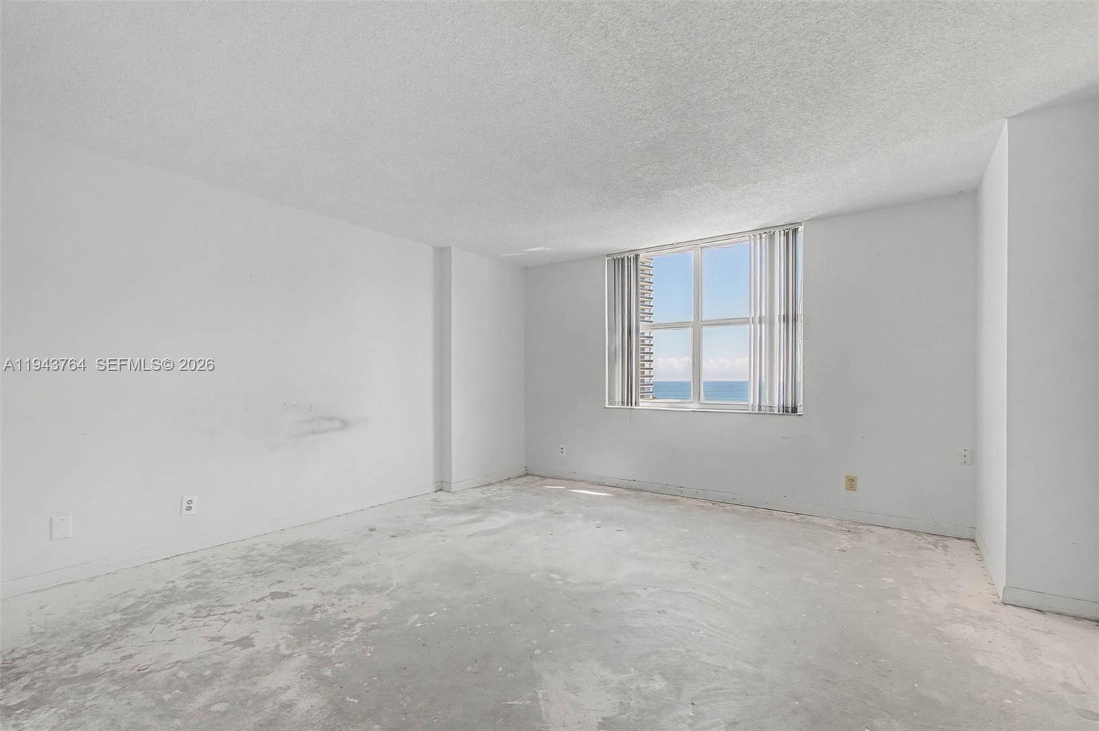 1865 S Ocean Dr # 14M