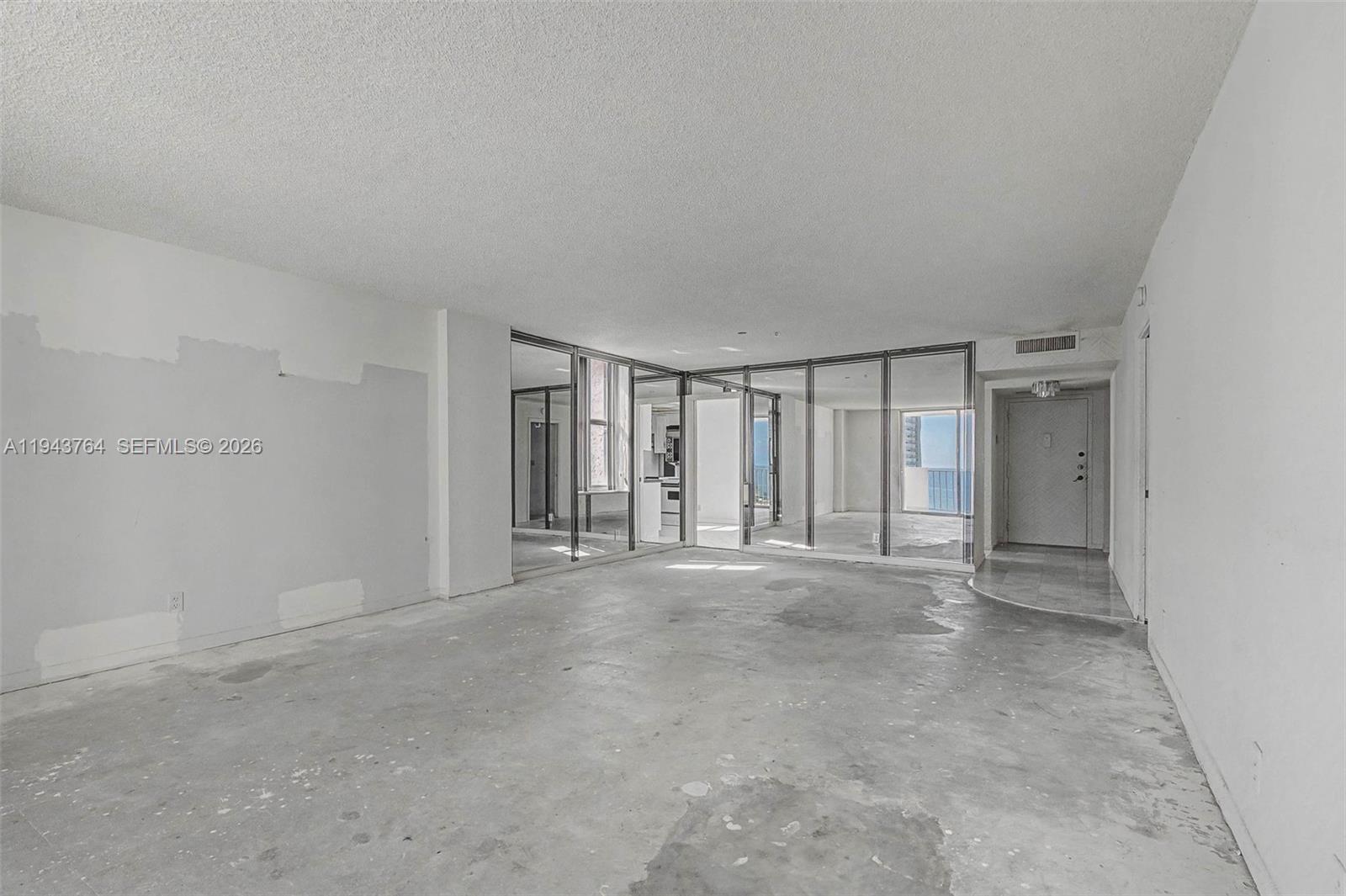 1865 S Ocean Dr # 14M