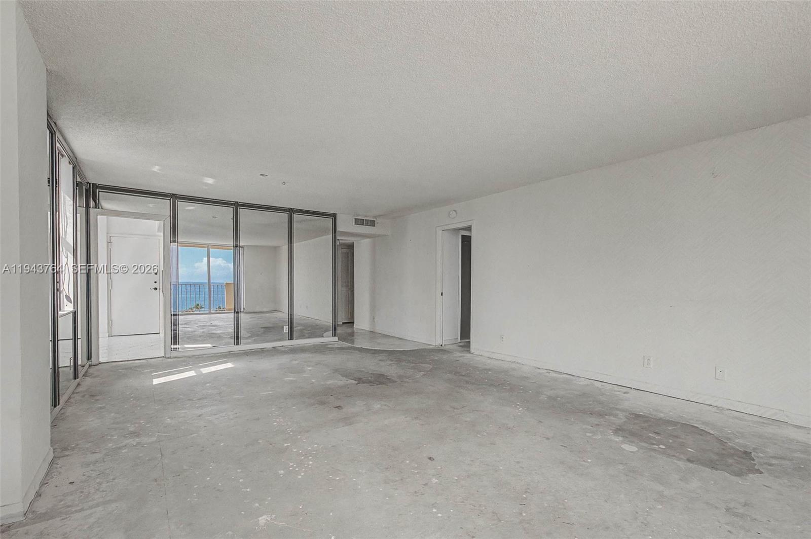 1865 S Ocean Dr # 14M
