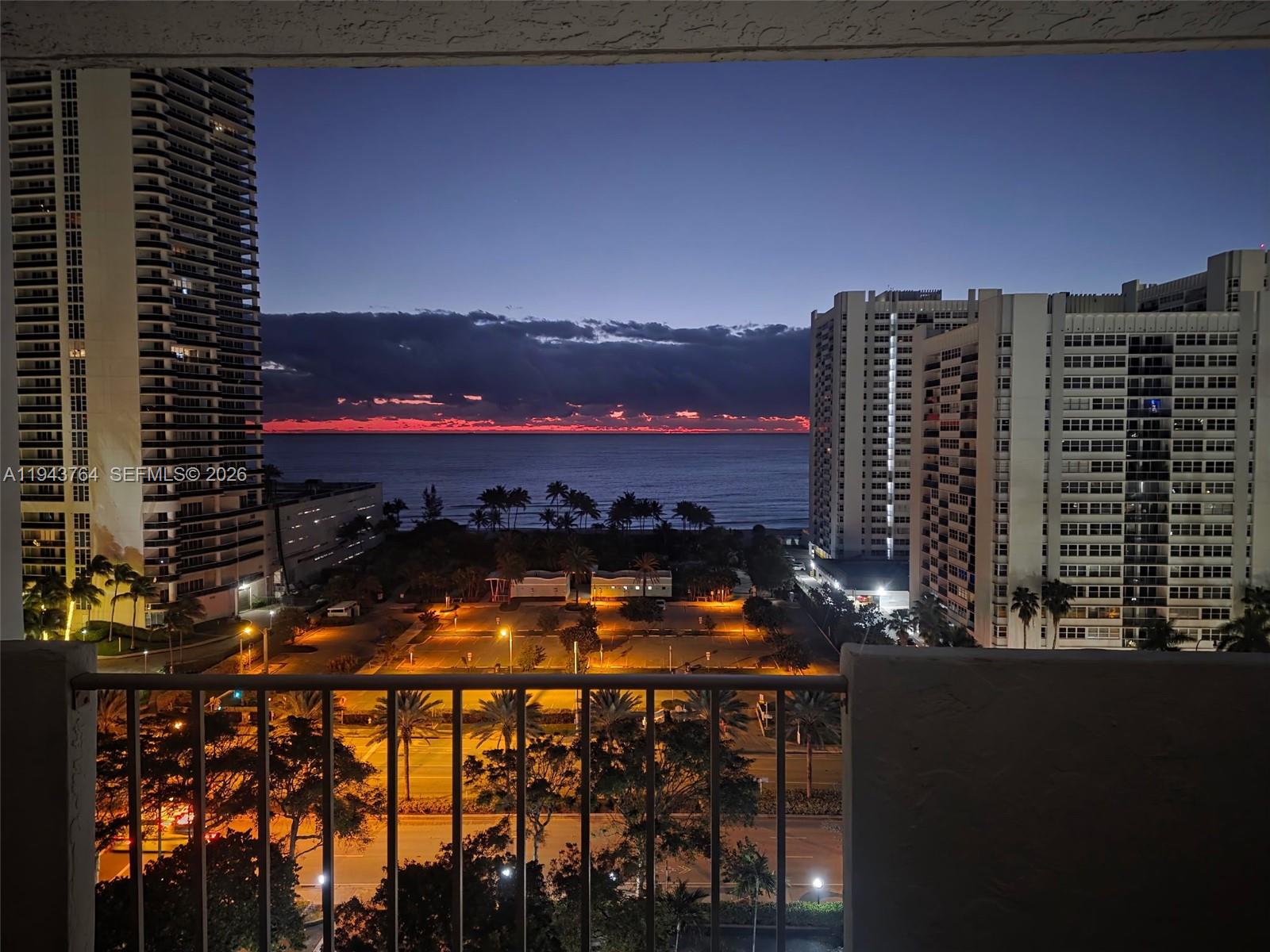 1865 S Ocean Dr # 14M