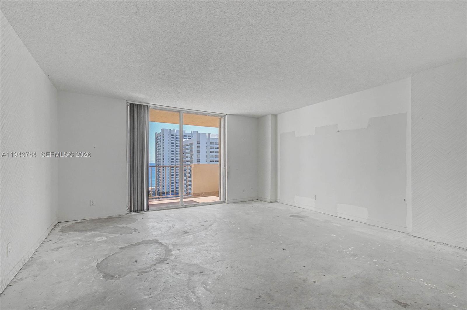 1865 S Ocean Dr # 14M