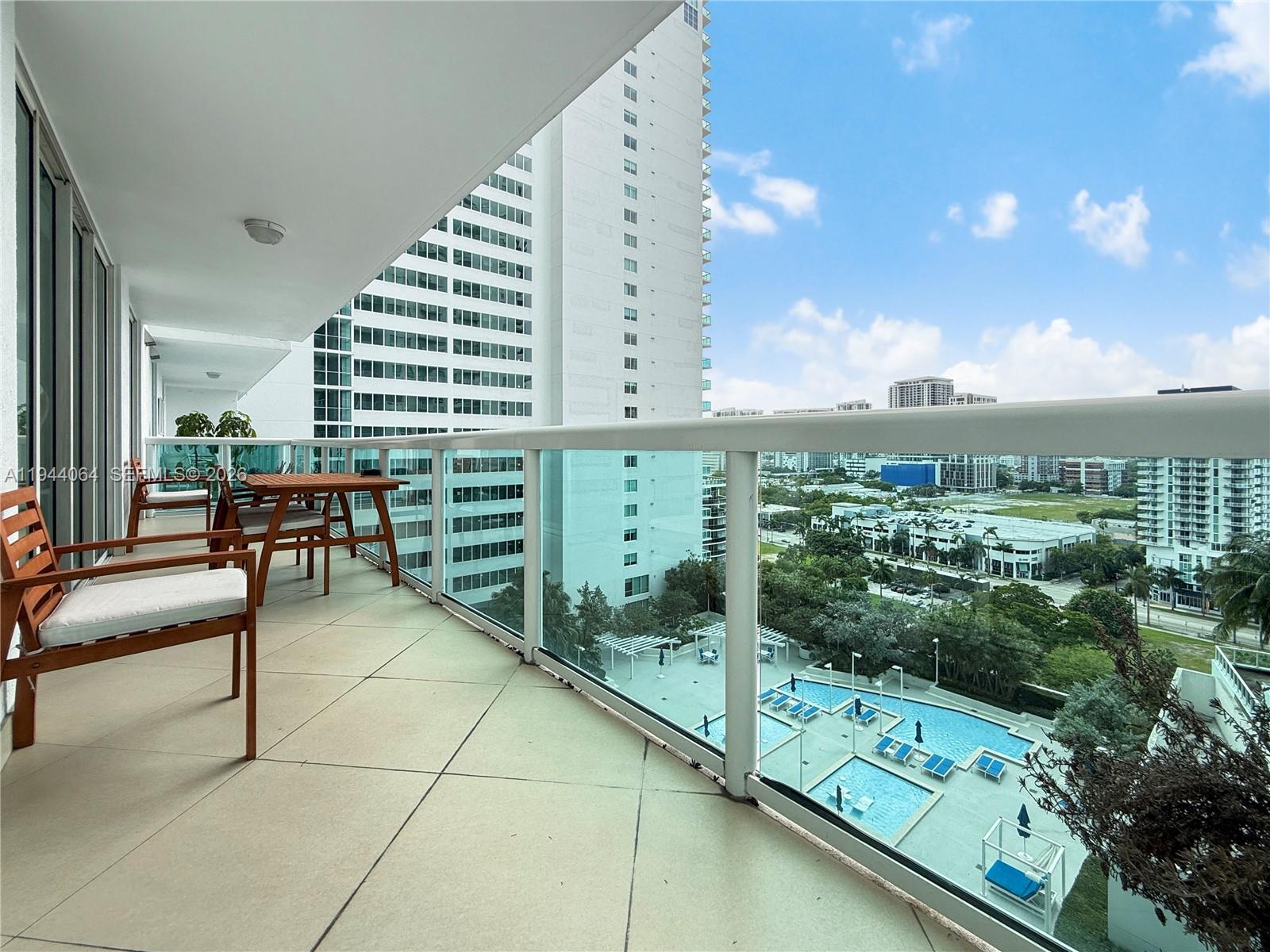 1800 N Bayshore Dr # 1810