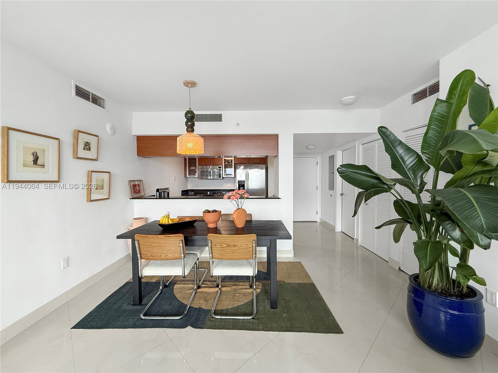 1800 N Bayshore Dr # 1810