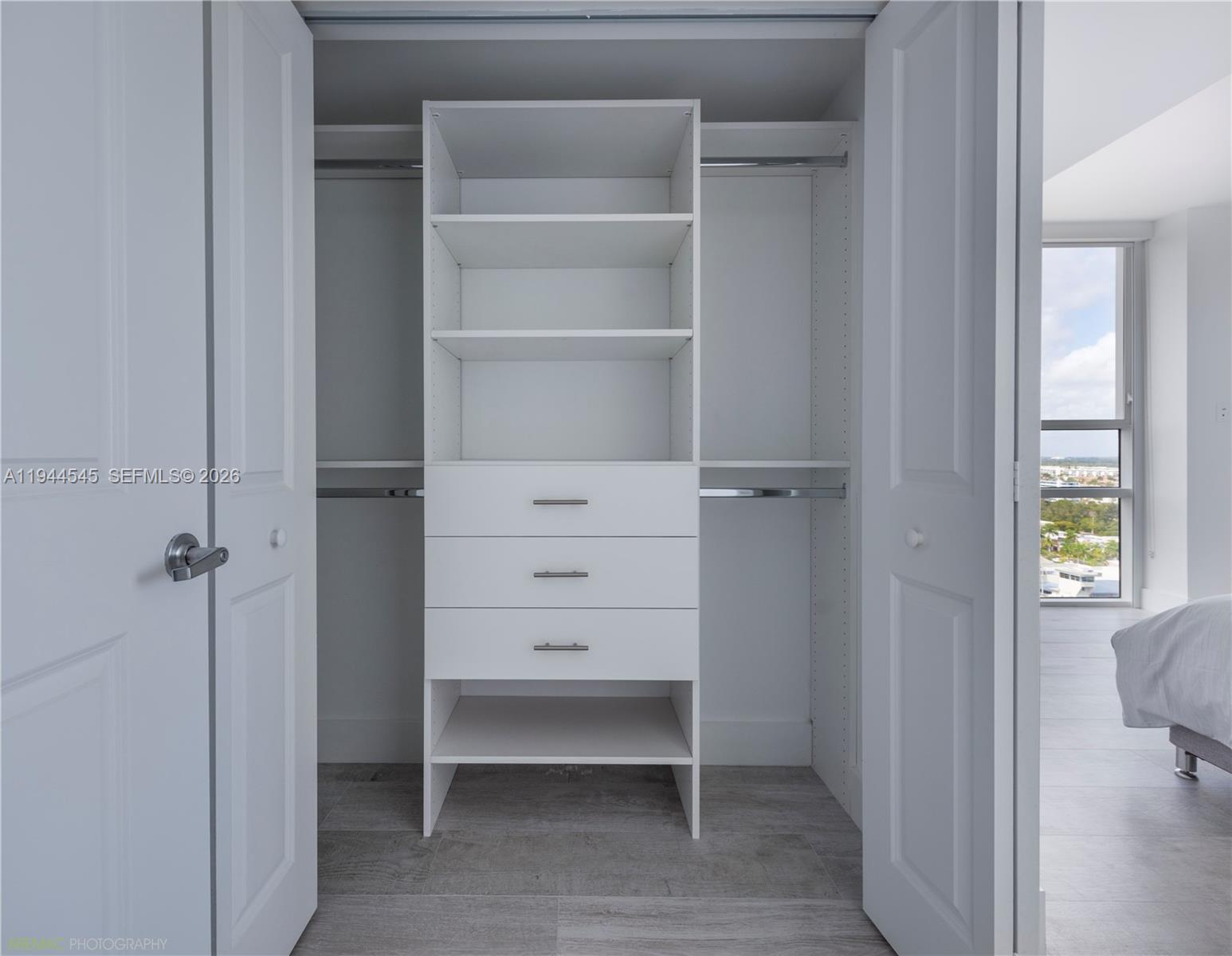 400 Sunny Isles Blvd # 1801