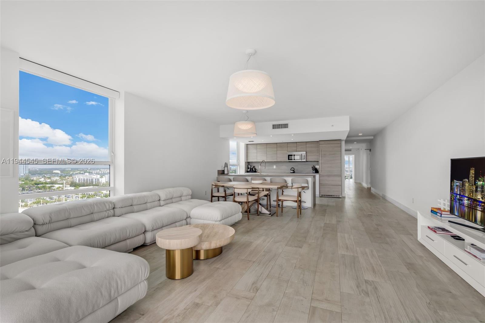 400 Sunny Isles Blvd # 1801