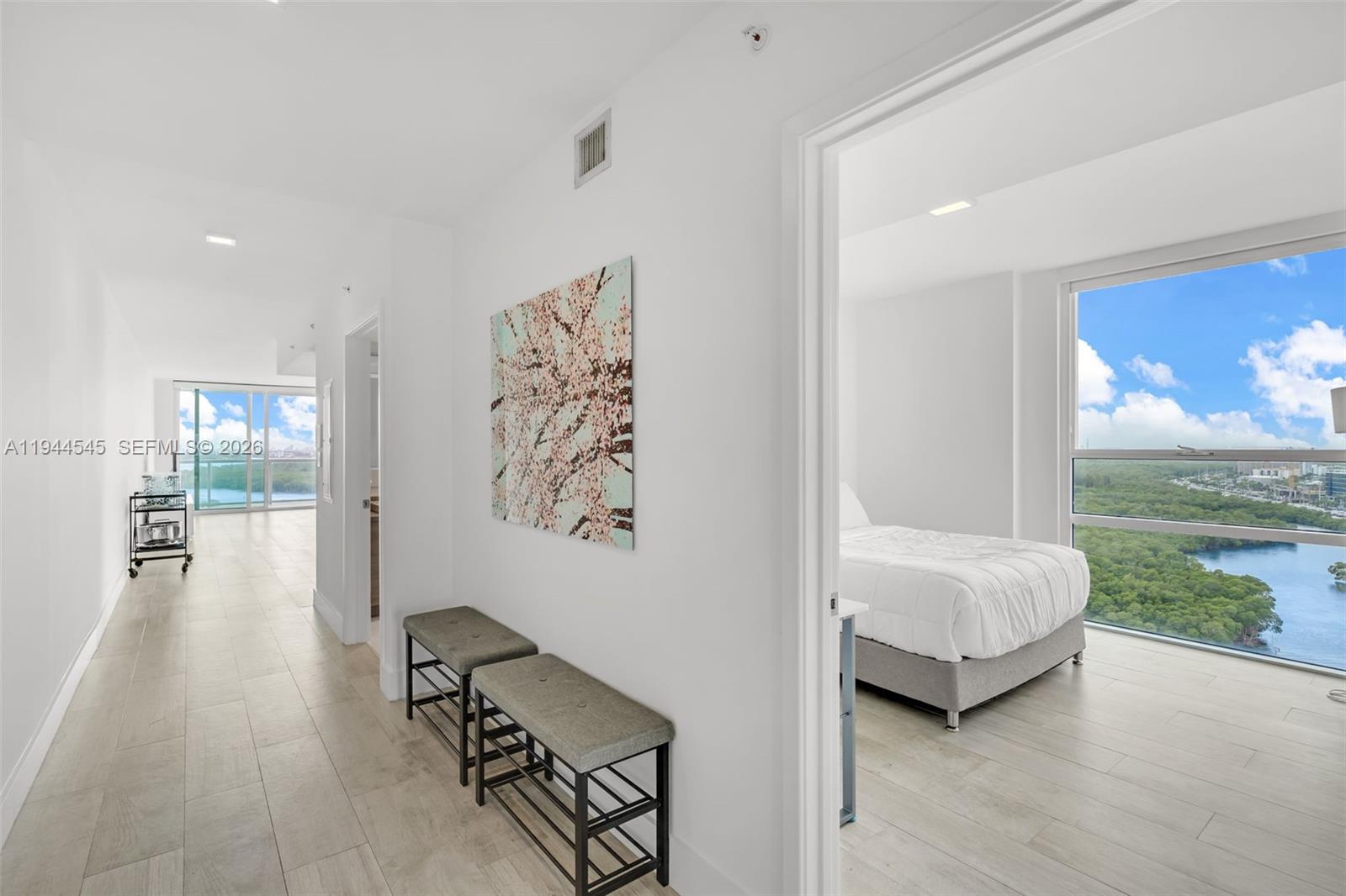 400 Sunny Isles Blvd # 1801