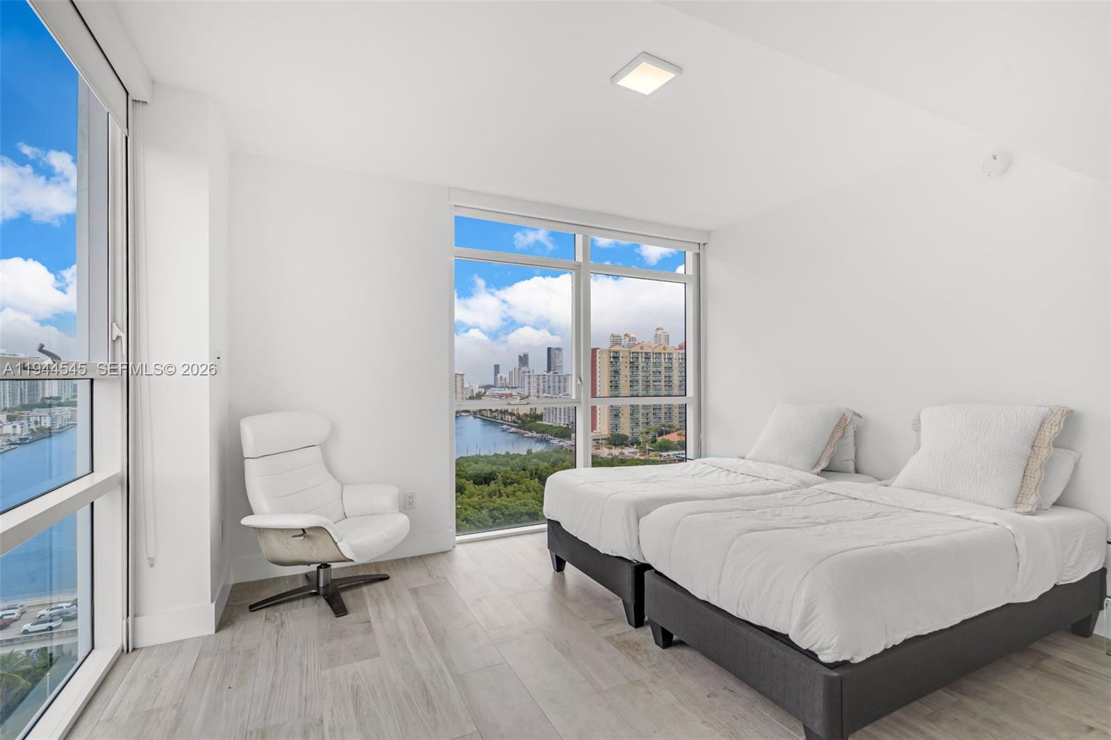400 Sunny Isles Blvd # 1801