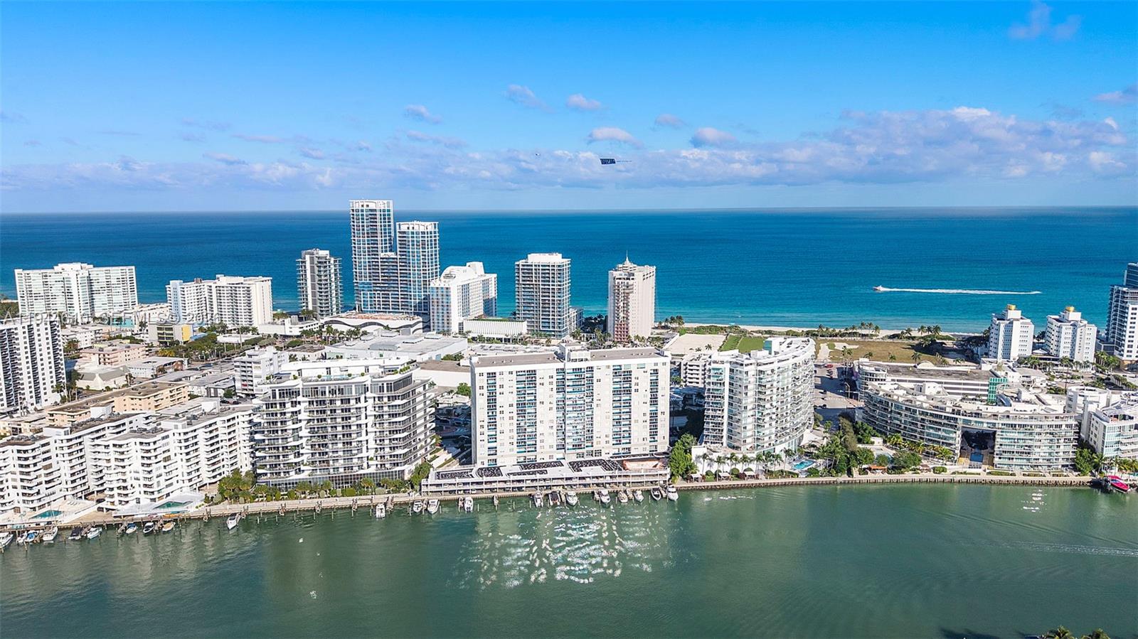 6770 Indian Creek Dr # 14J