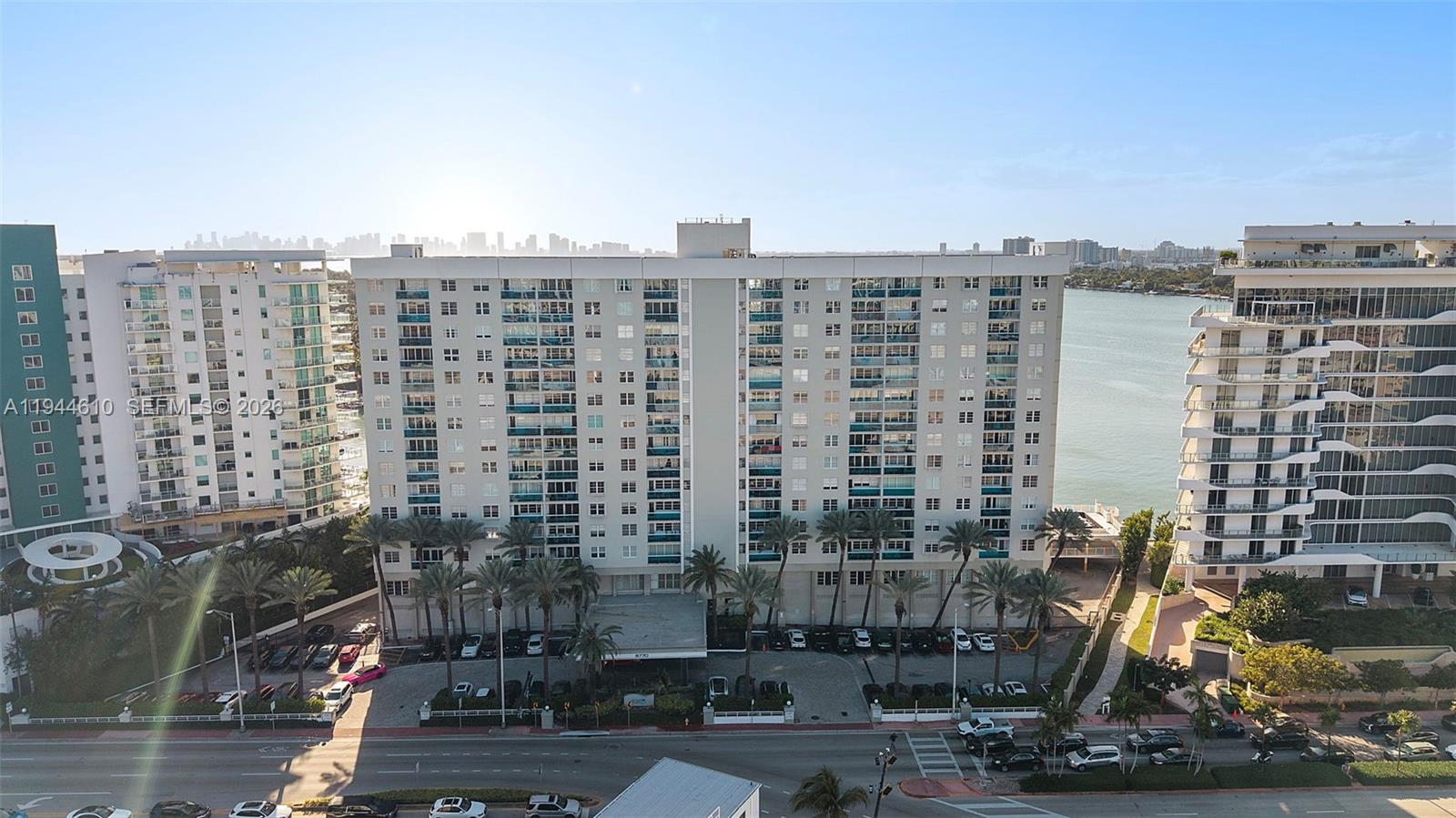 6770 Indian Creek Dr # 14J