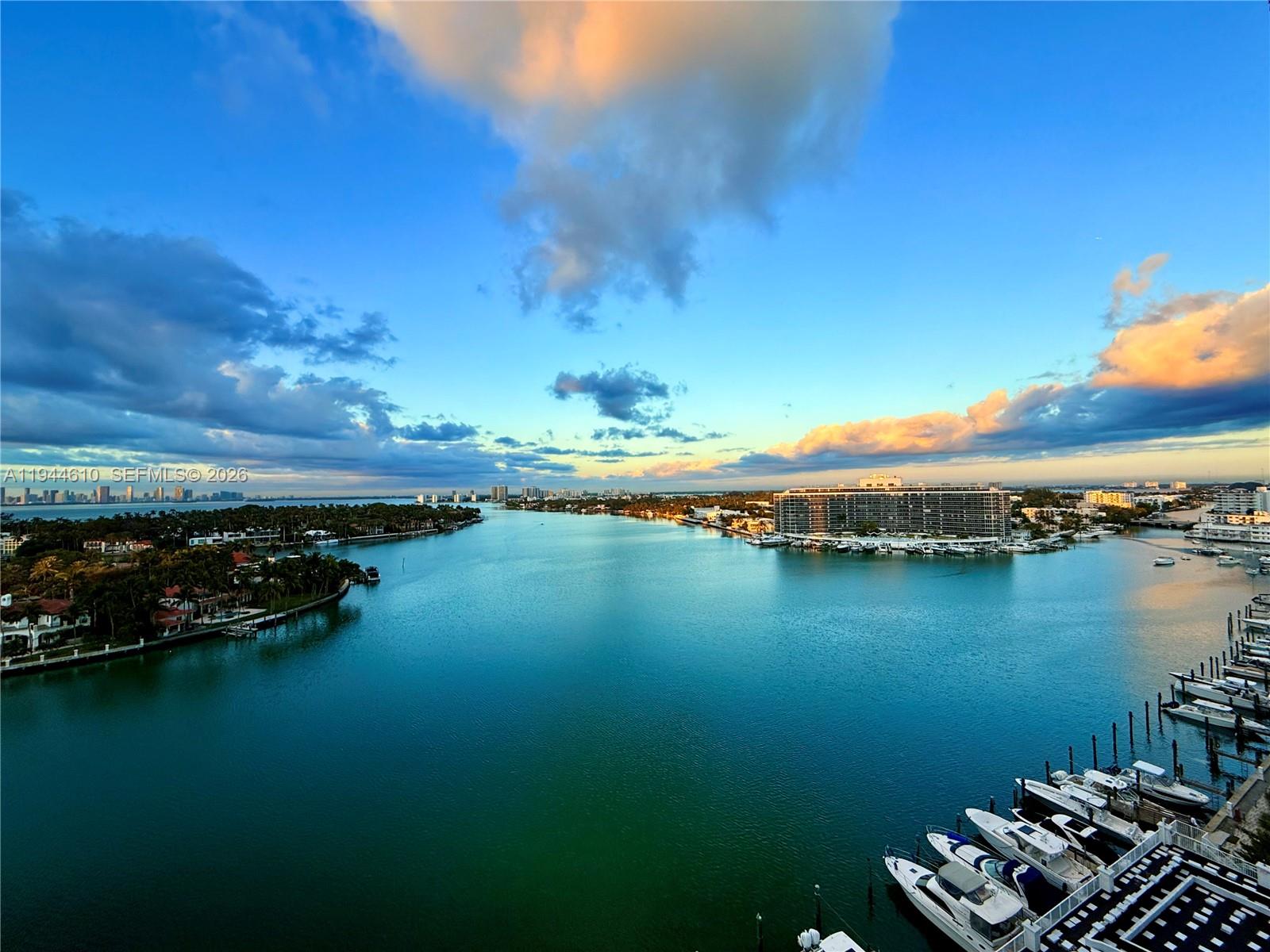 6770 Indian Creek Dr # 14J