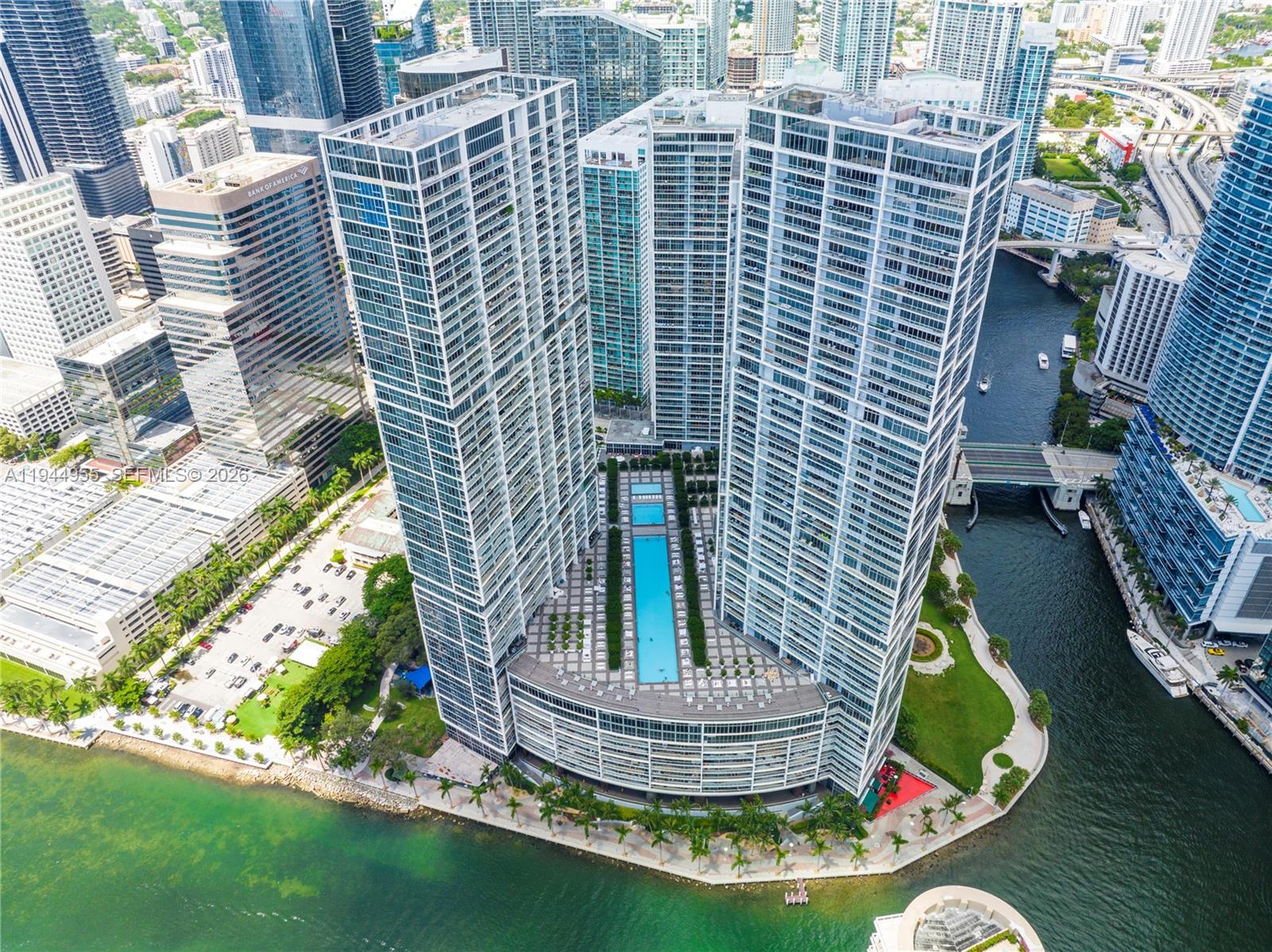 495 Brickell Ave # 1804