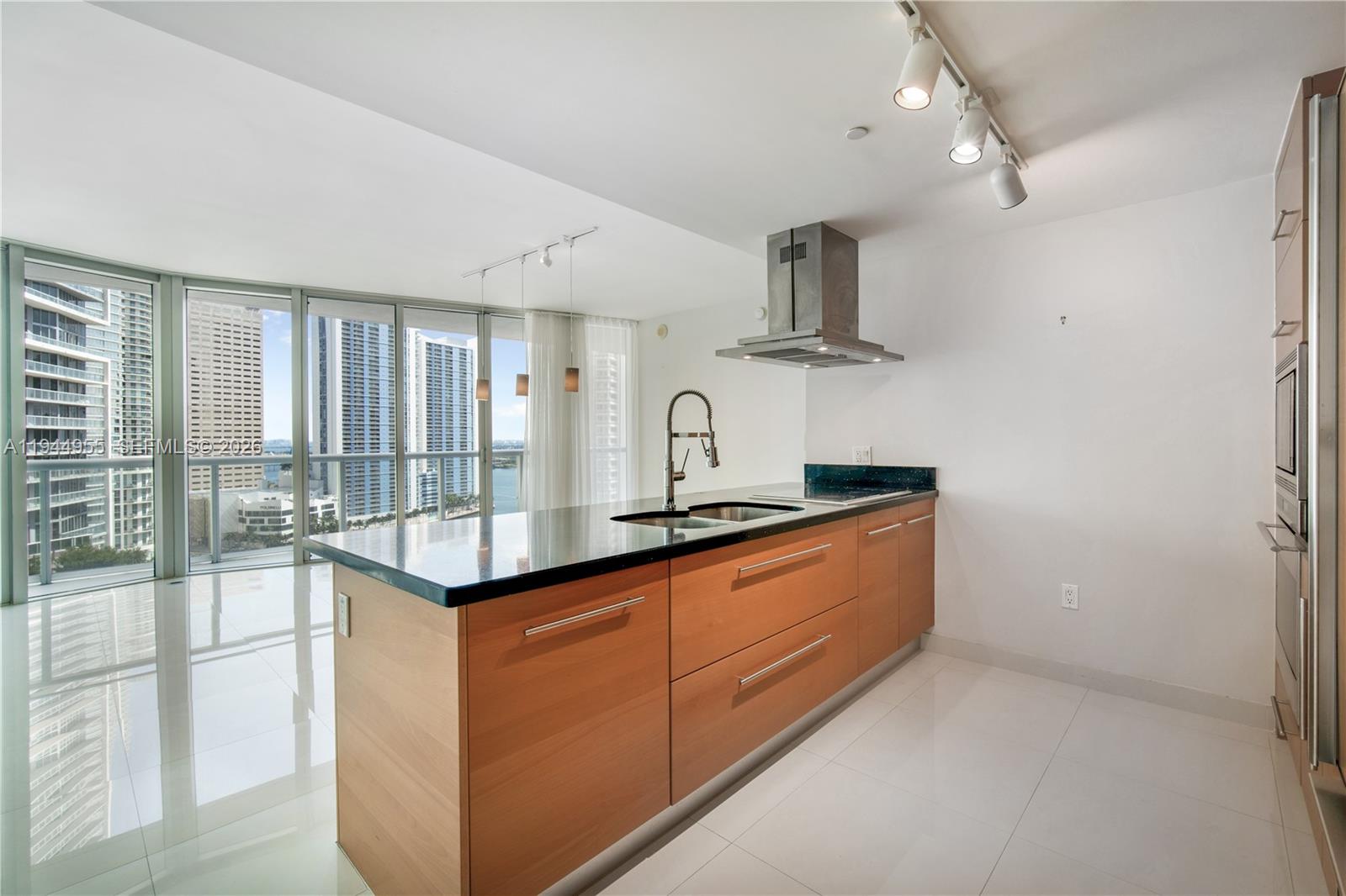 495 Brickell Ave # 1804