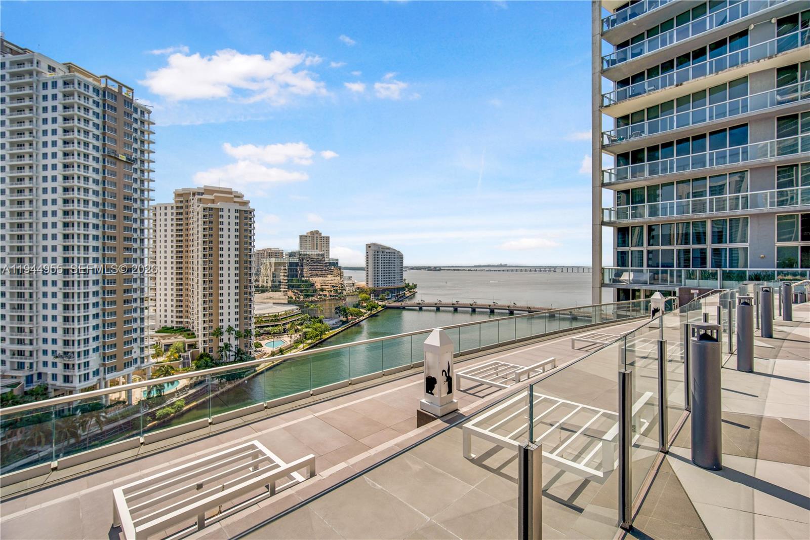 495 Brickell Ave # 1804