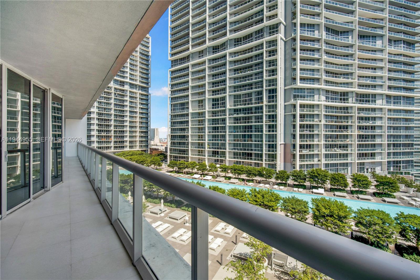 495 Brickell Ave # 1804