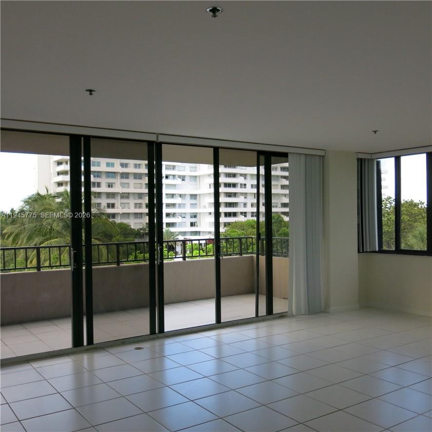 251 Crandon Blvd # 309