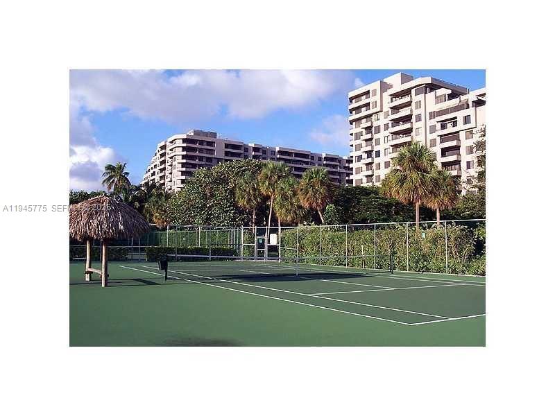 251 Crandon Blvd # 309