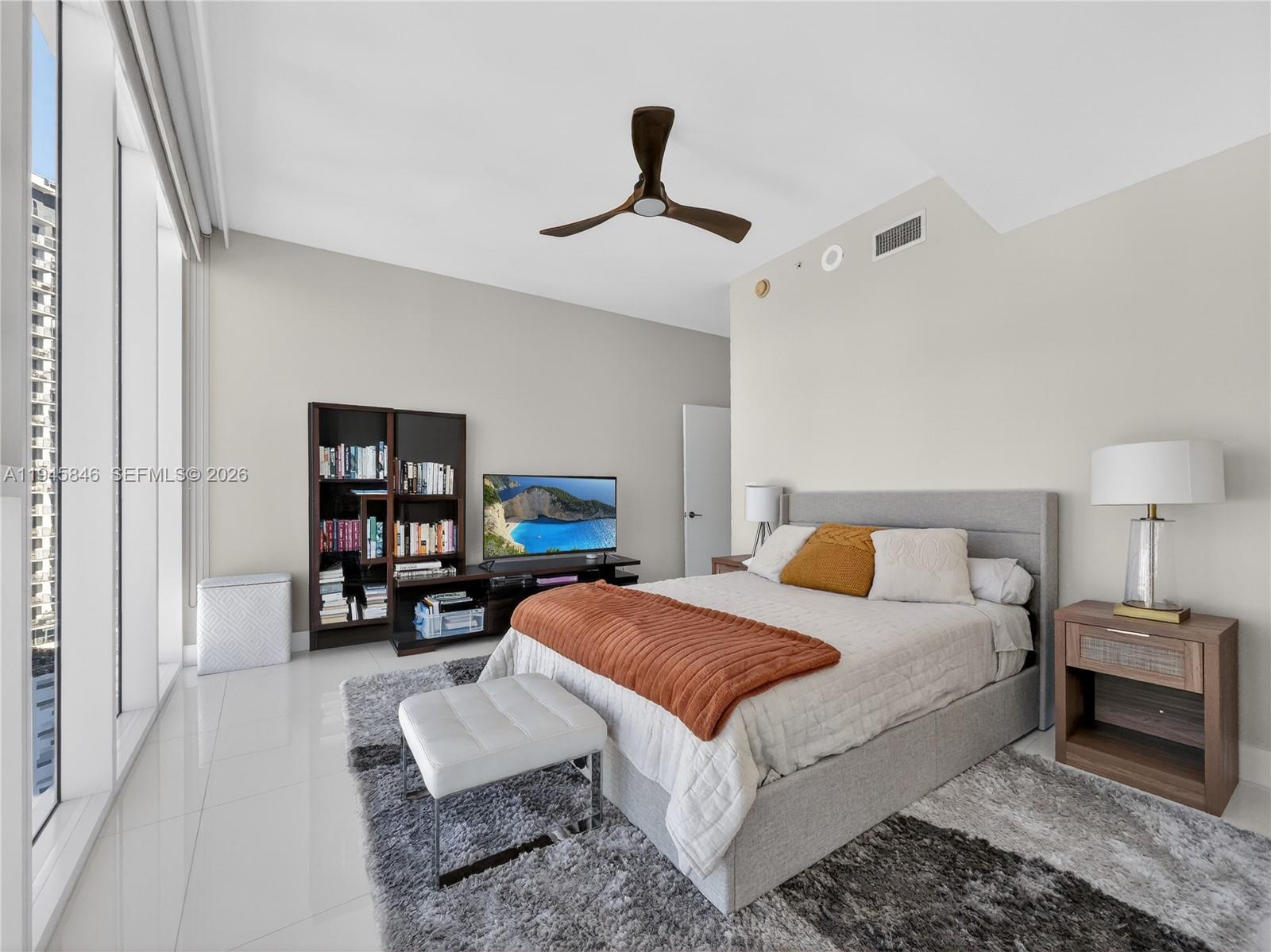 2020 N Bayshore Dr # 1603