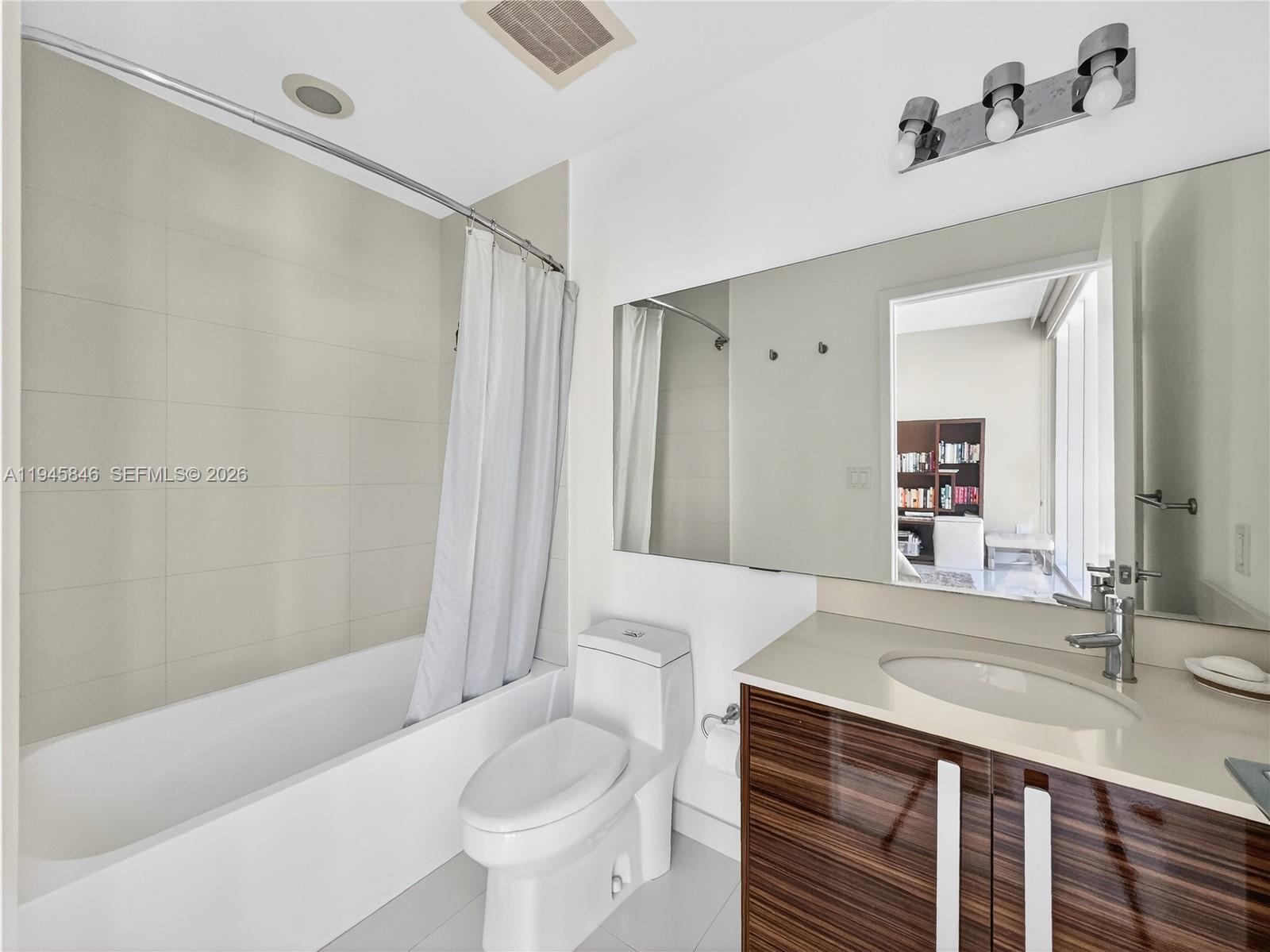 2020 N Bayshore Dr # 1603