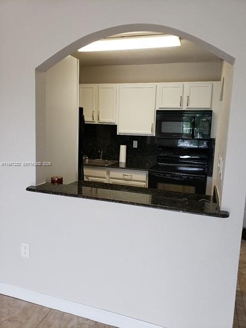 445 SW 11th St # 404