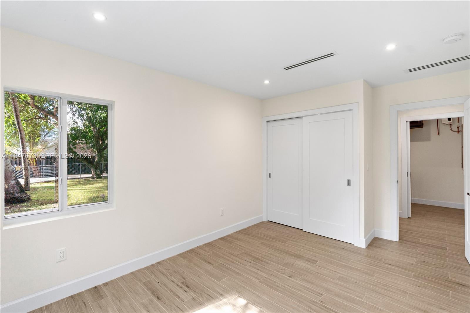 251 NE 44th St # 251