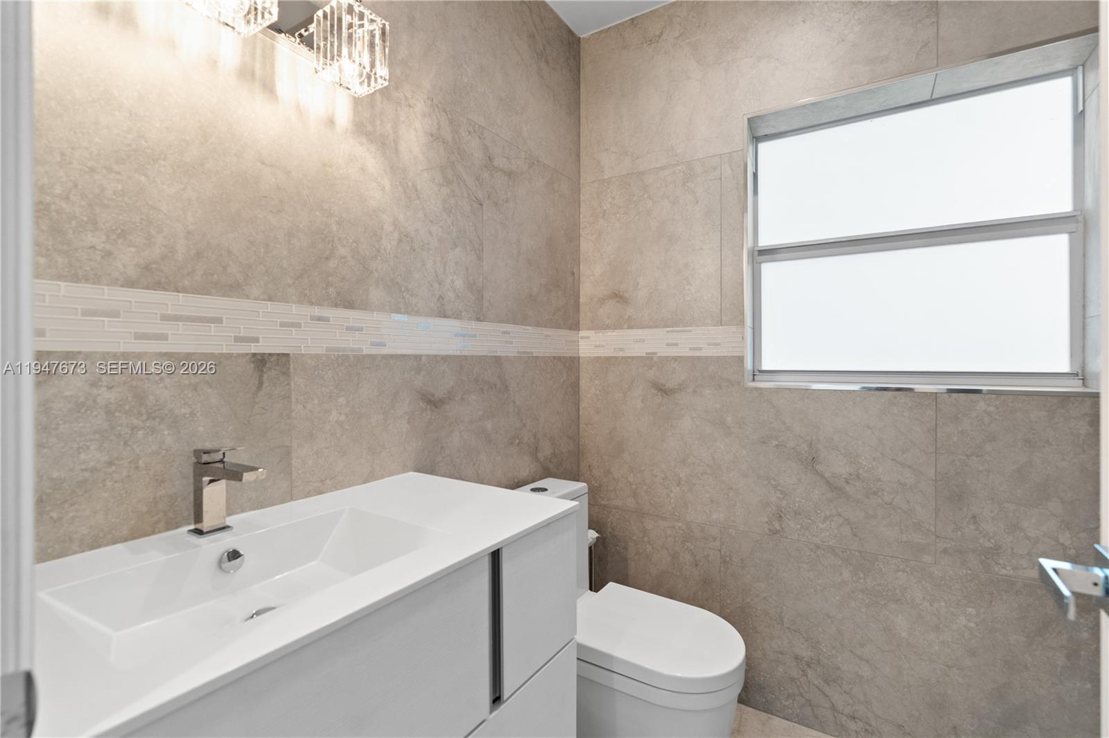 251 NE 44th St # 251