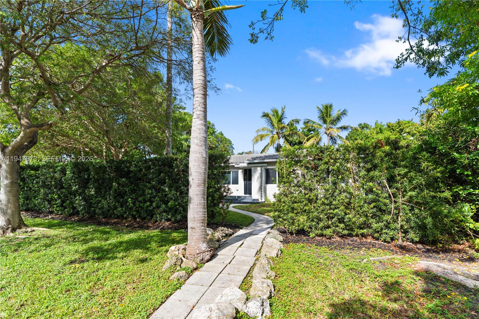 251 NE 44th St # 251