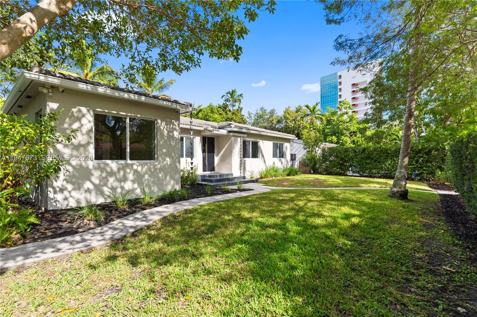 251 NE 44th St # 251