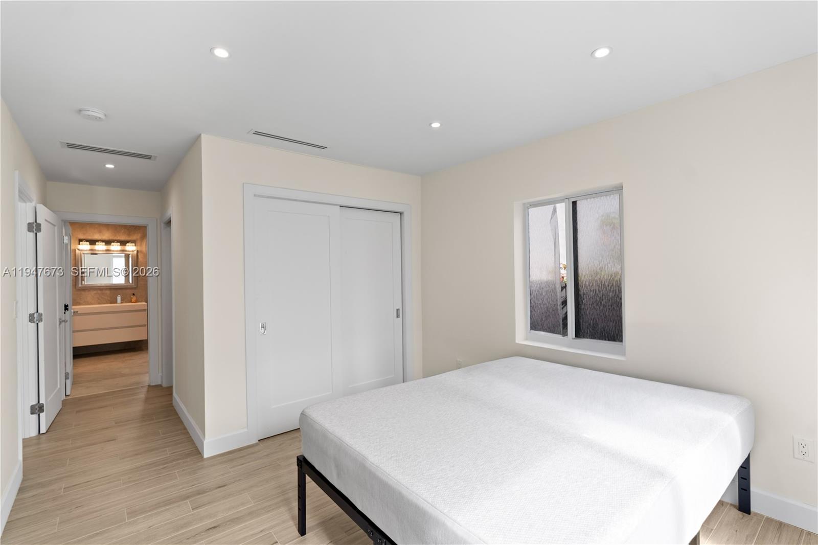 251 NE 44th St # 251