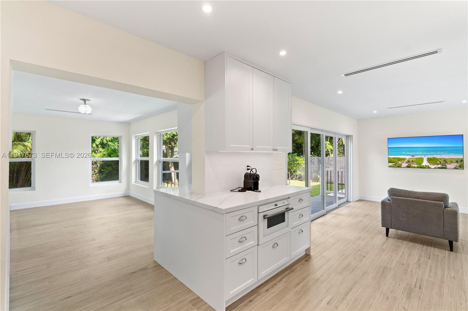 251 NE 44th St # 251