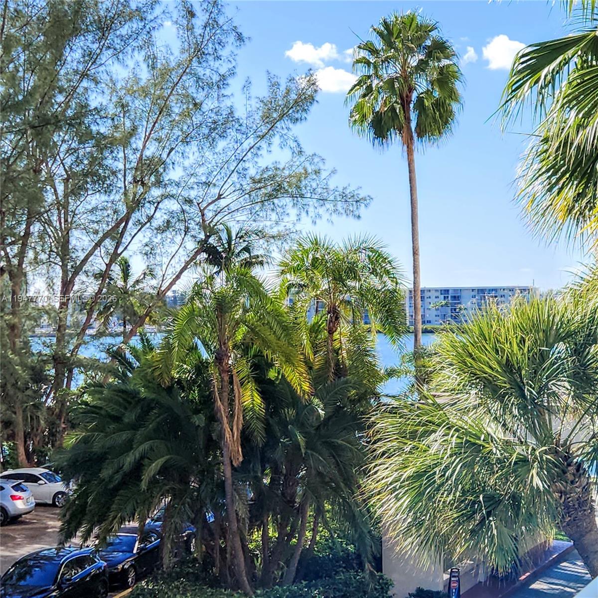 18151 NE 31st Ct # 301