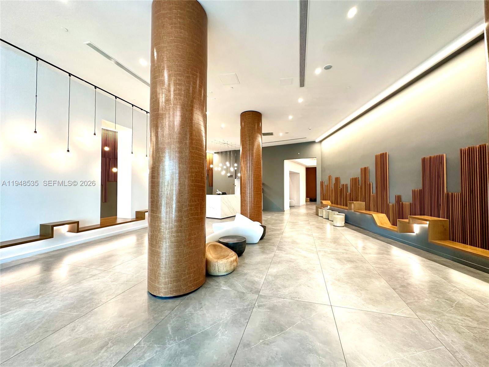 350 S Miami Ave Unit: 3302