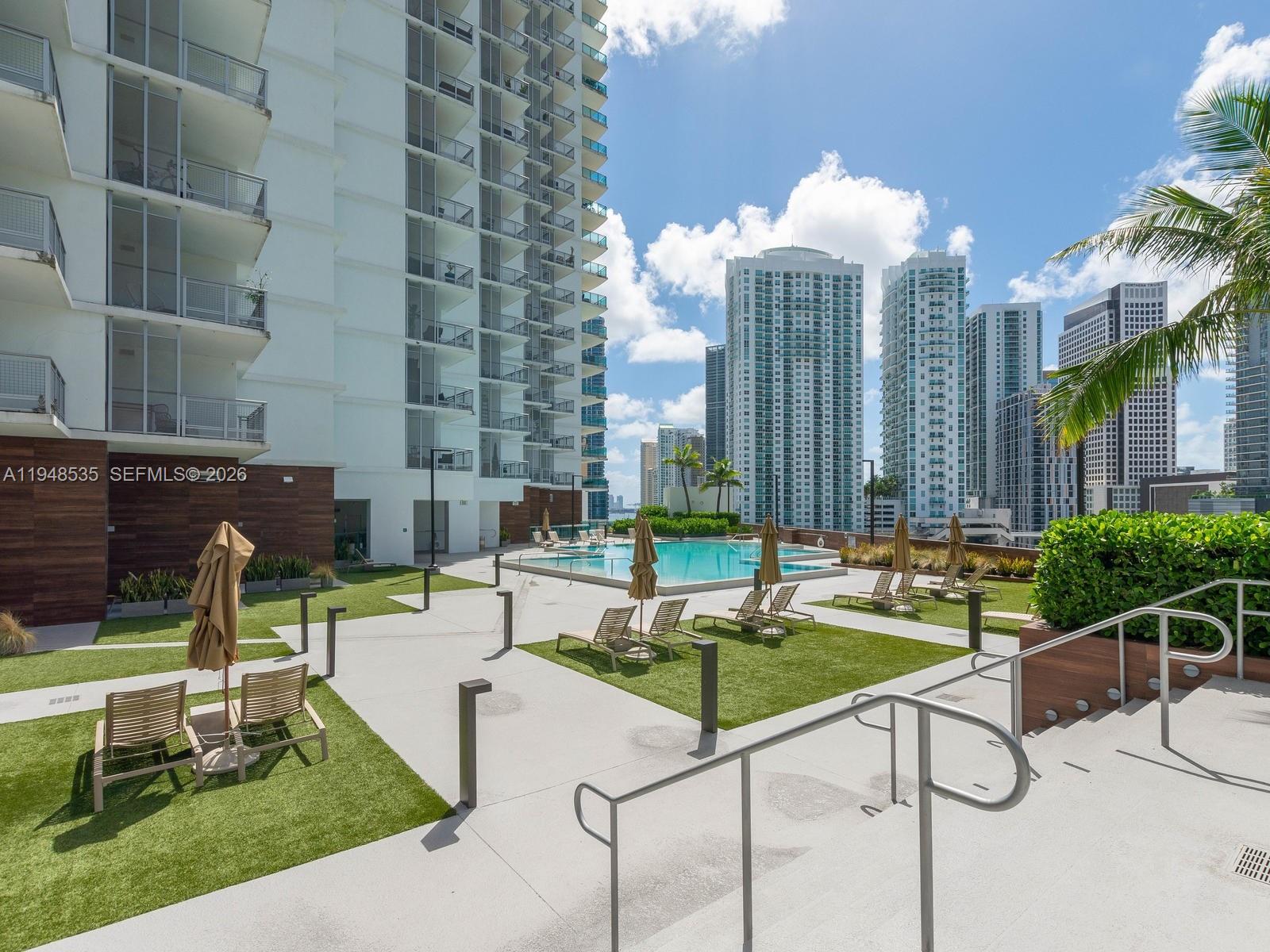 350 S Miami Ave Unit: 3302