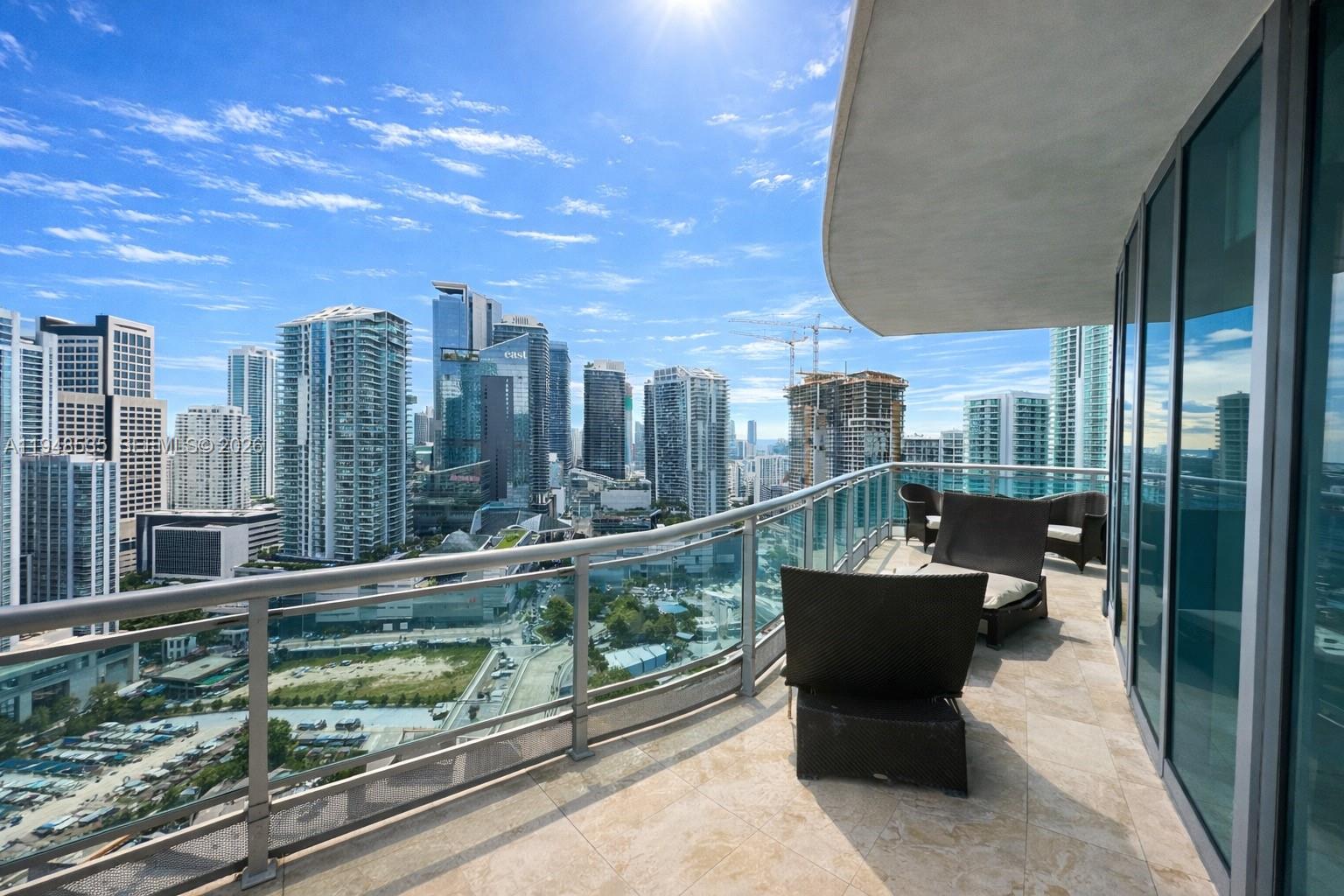 350 S Miami Ave Unit: 3302