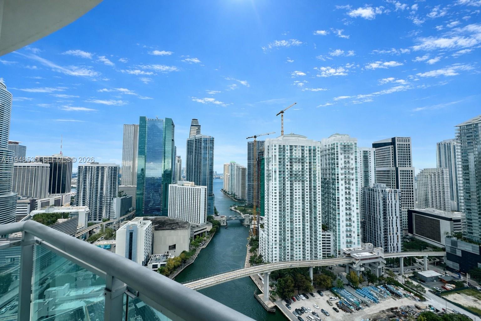 350 S Miami Ave Unit: 3302