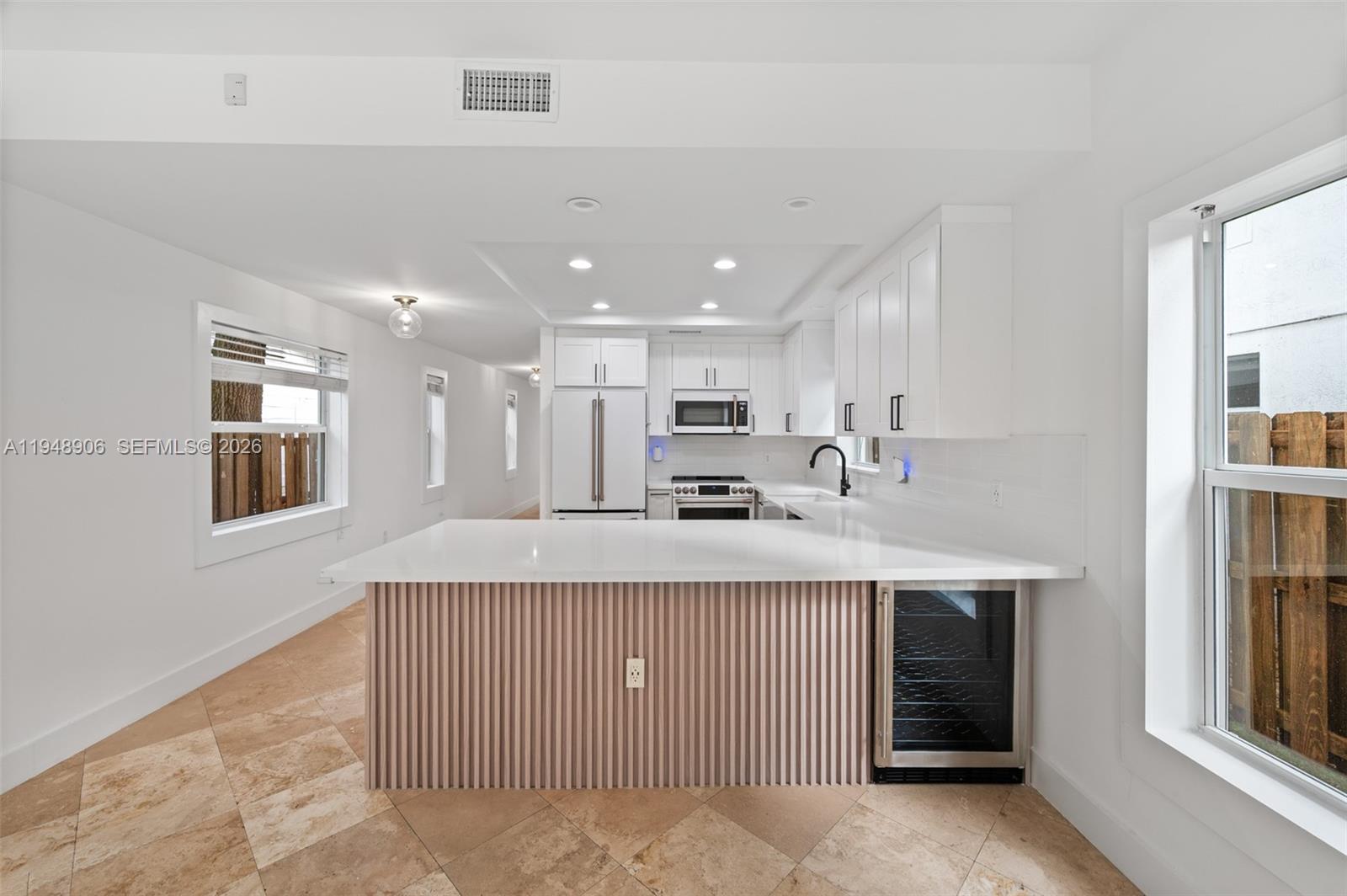 2922 Virginia St # 2922