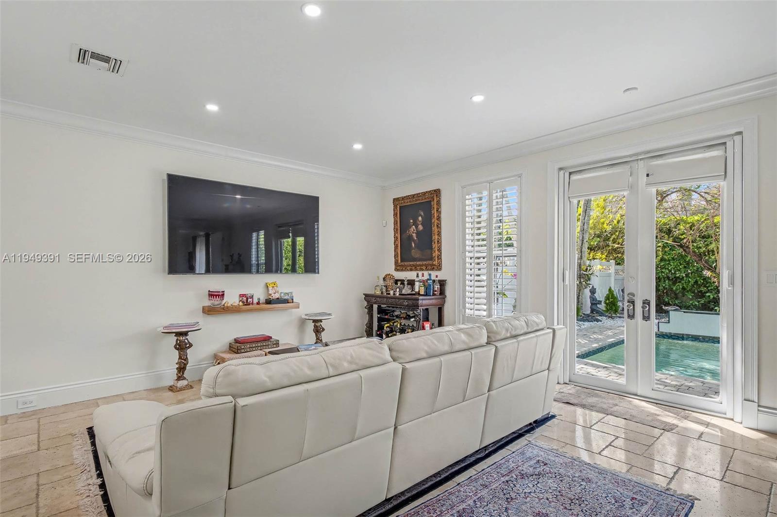 10530 SW 77th Ave # 1