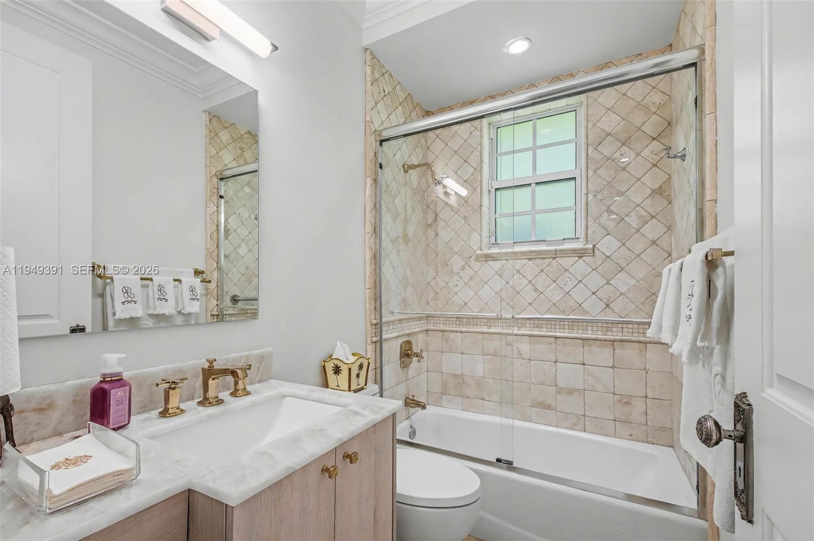 10530 SW 77th Ave # 1