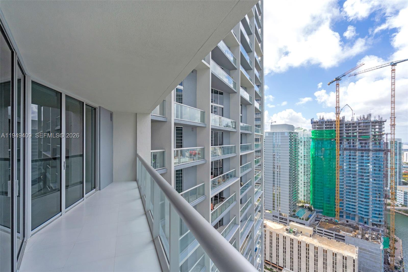465 Brickell Ave # 4006