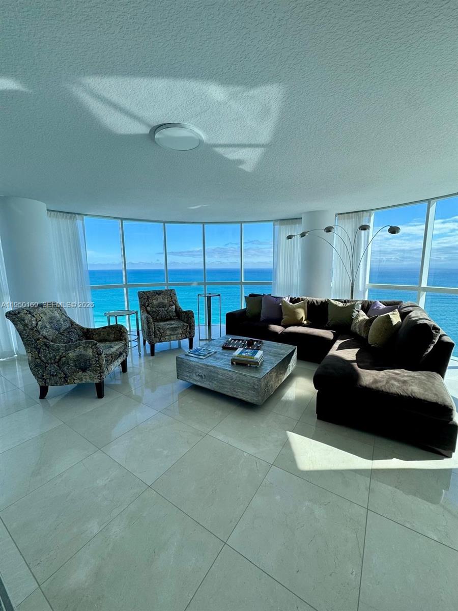 6301 Collins Ave # 3101