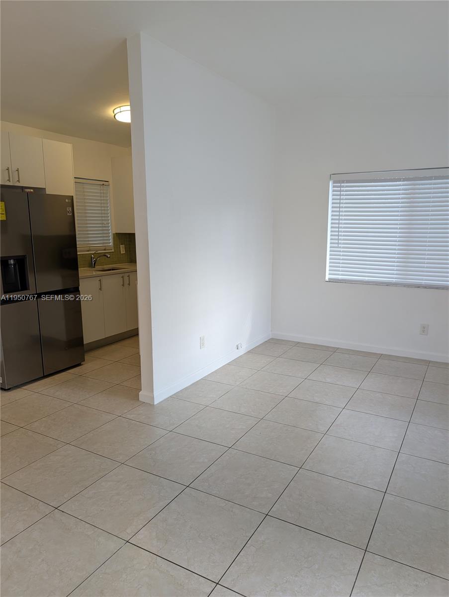 1585 NE 125th St # 8