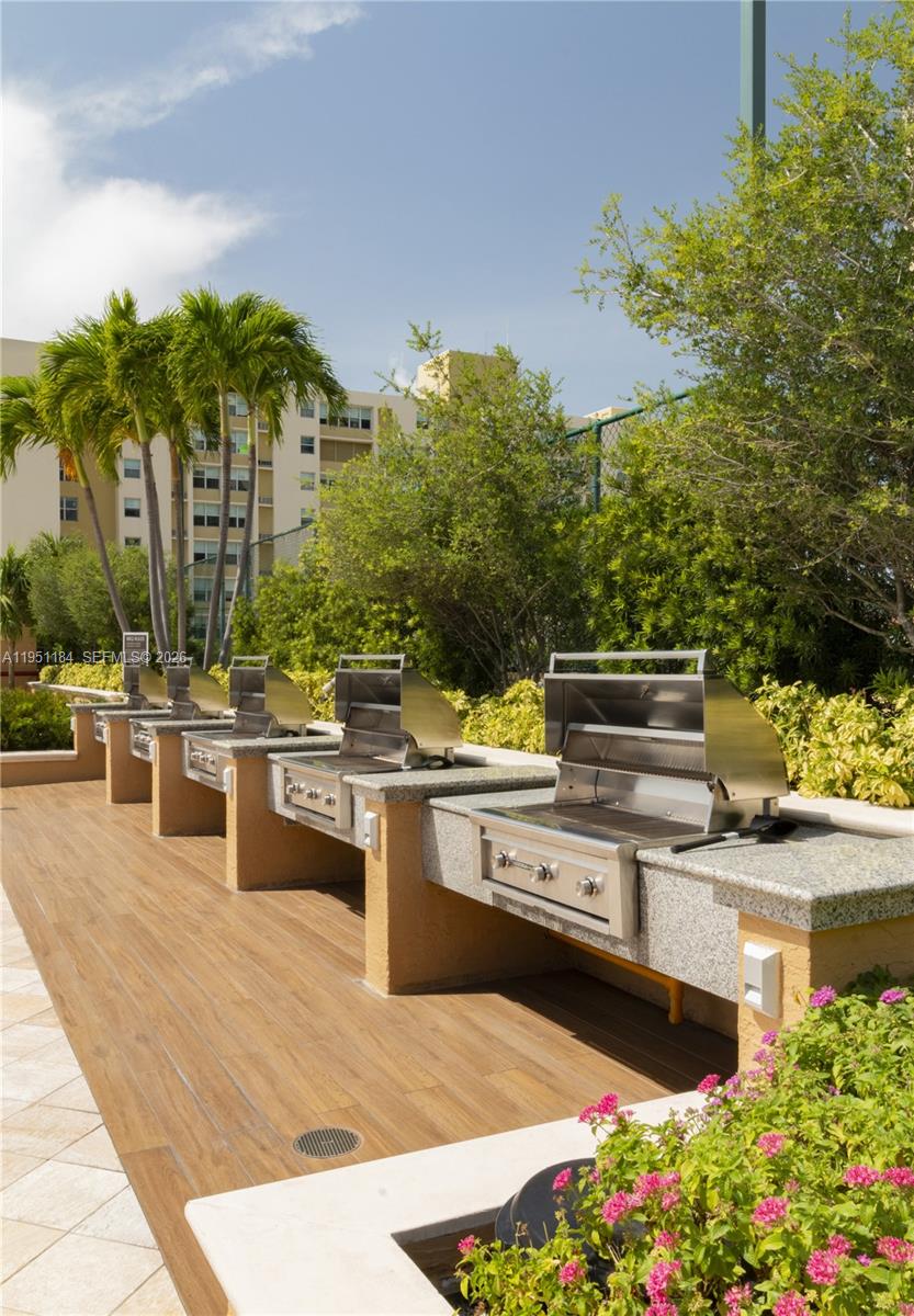 90 Alton Rd # 1 Unit: TH-1