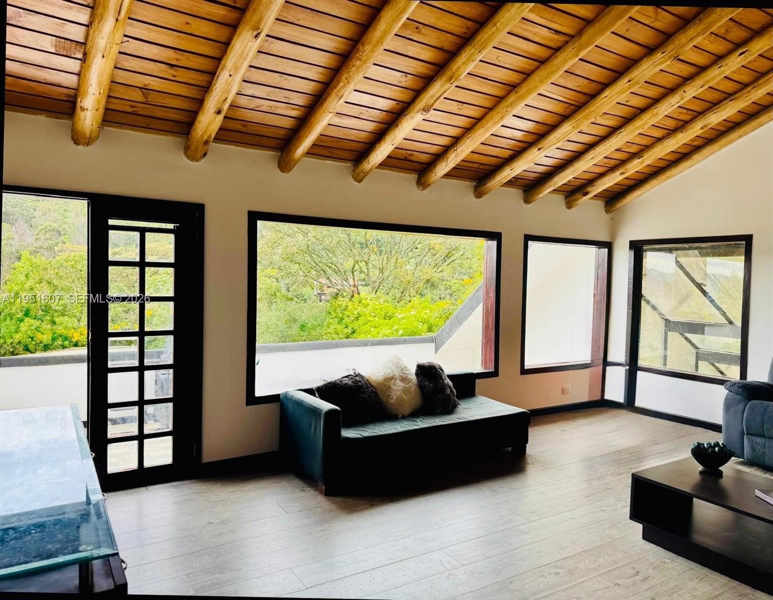 237 Diagonal 237 Carrera 7