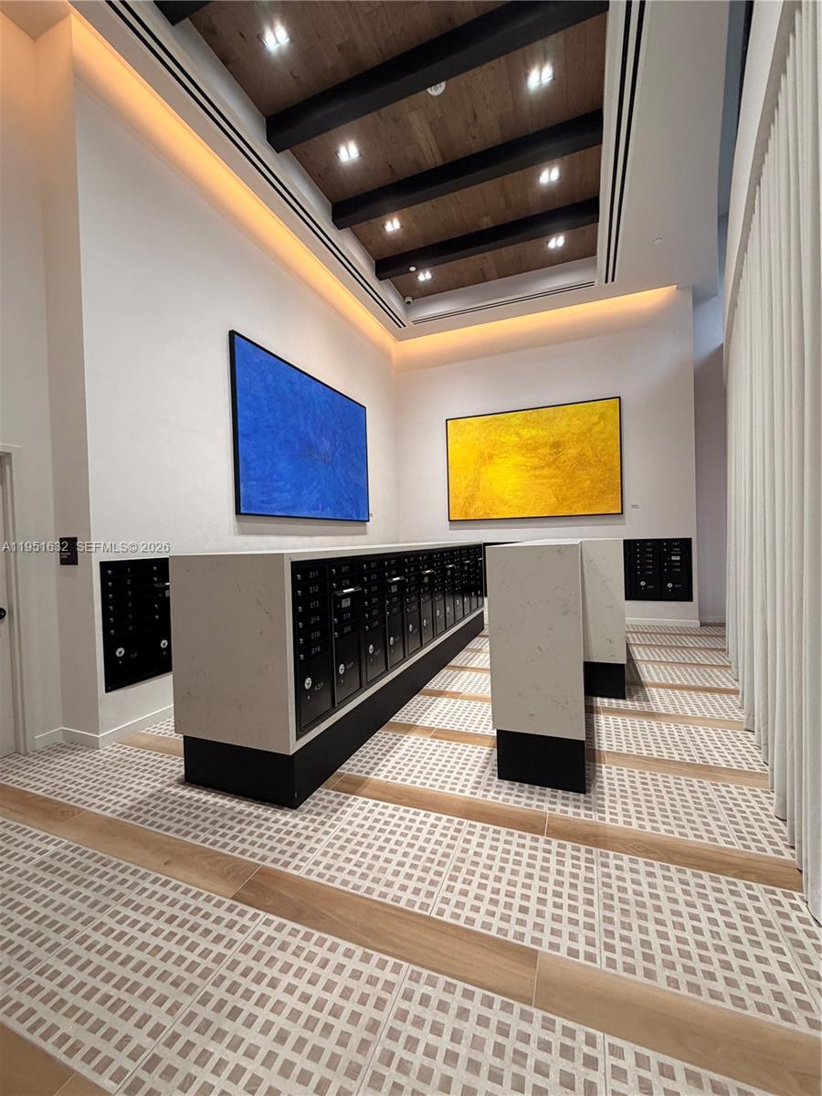 225 N Miami Ave Unit: 1107