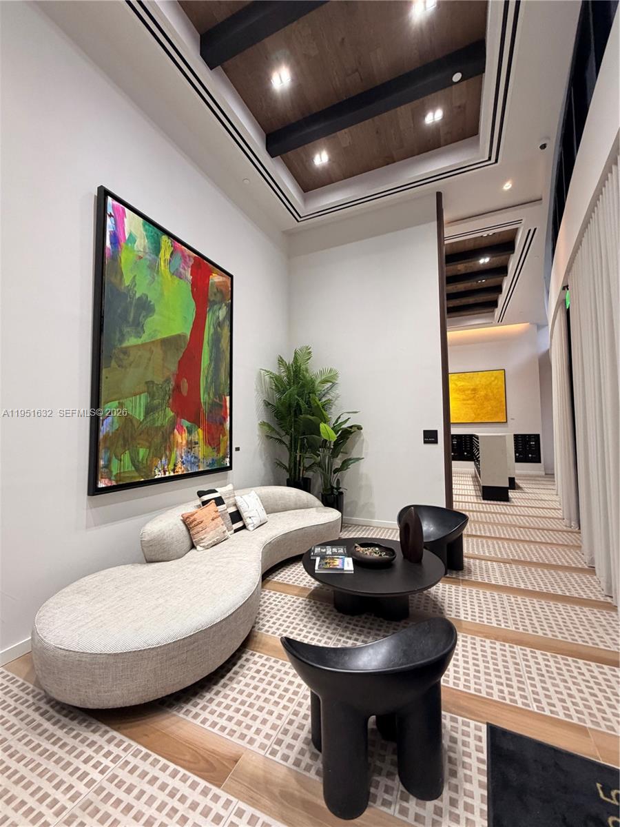 225 N Miami Ave Unit: 1107