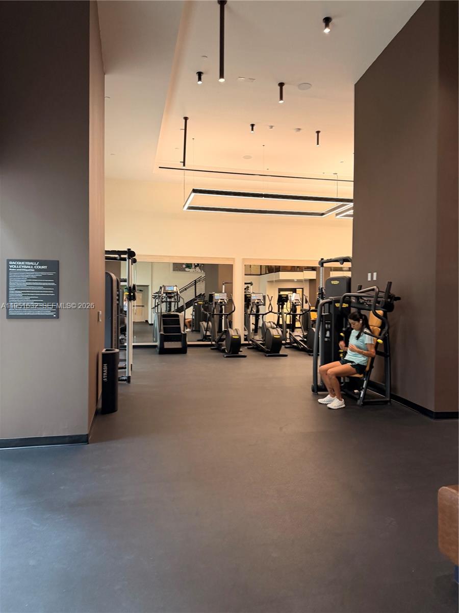 225 N Miami Ave Unit: 1107