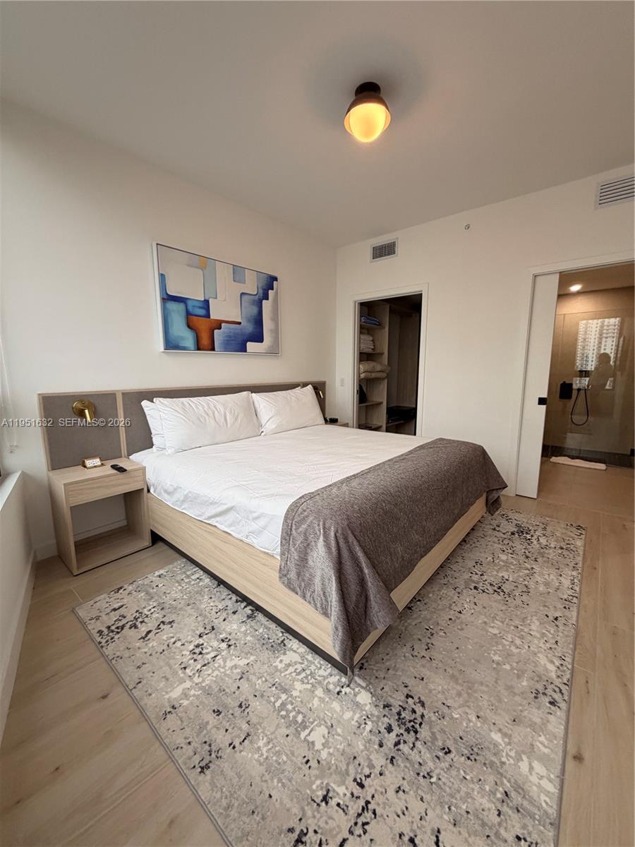 225 N Miami Ave Unit: 1107