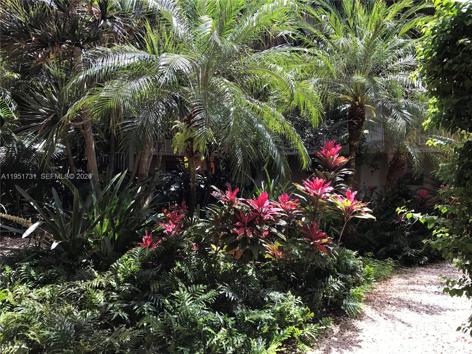 13100 SW 92nd Ave # 203 Unit: A-203