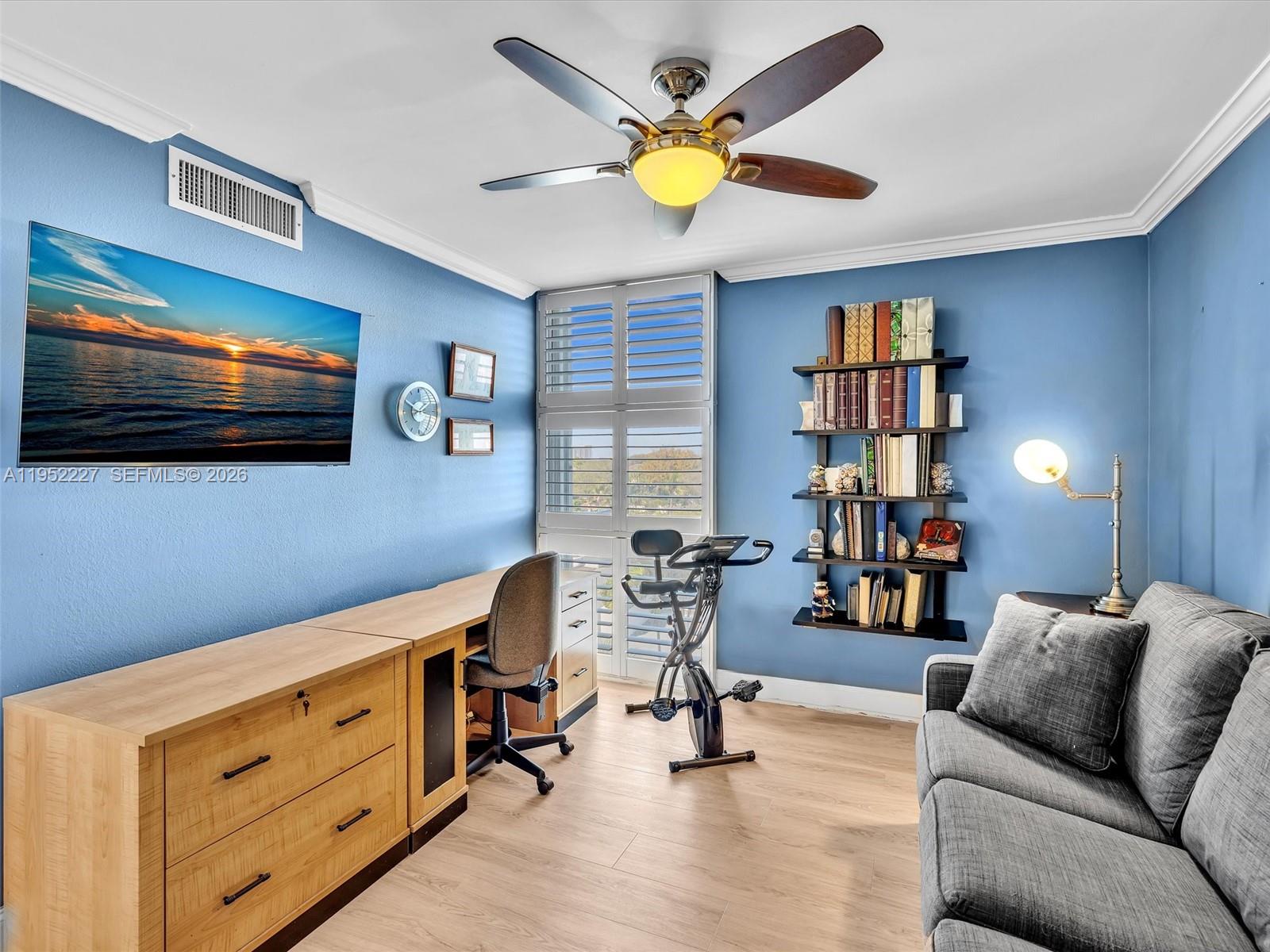 3675 N Country Club Dr # 409