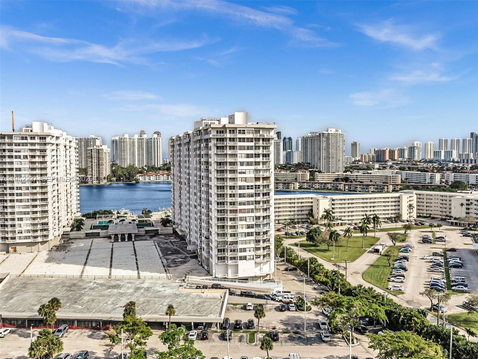 3675 N Country Club Dr # 409